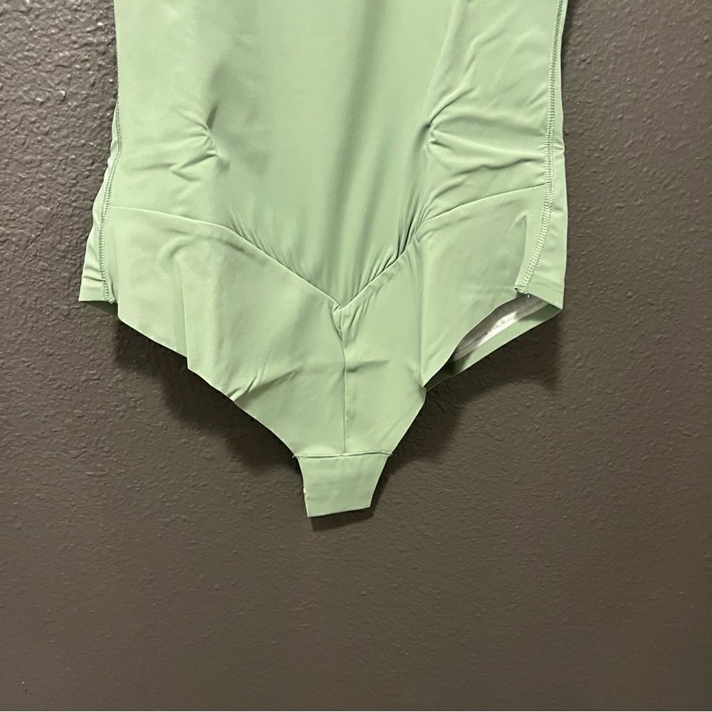 Pinsy High Neck Hourglass Shapewear Cheeky Bodysuit - Picture 7 of 11